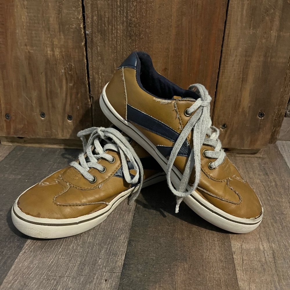 Brown and Blue Casual Sneakers